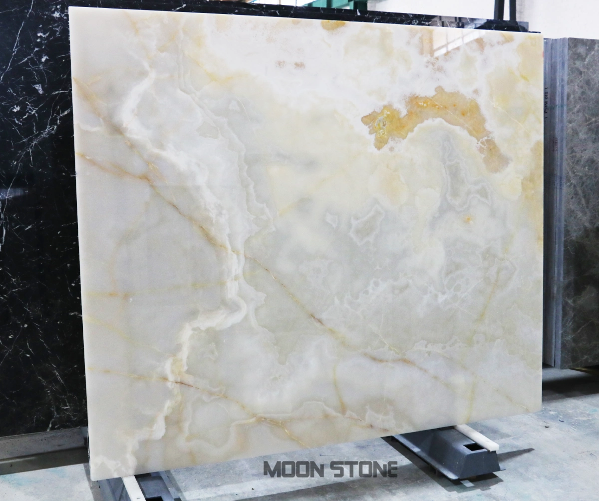 Kerman White ONYX